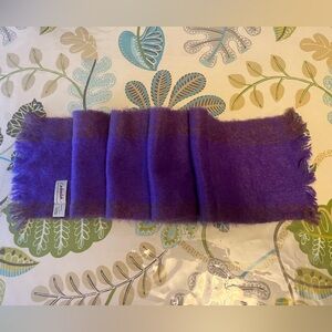 Cusbendale scarf made in Kilkenny, Ireland.